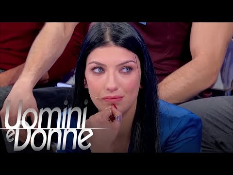 Uomini e Donne, Trono Classico - Maria De Filippi: "Giovanna è ferita"