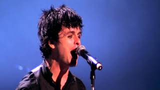 GREEN DAY - &quot;Lights Out&quot; [Video]