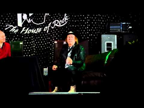 Slade's Dave Hill chat about meeting Don Powell, at Professional Music Technology