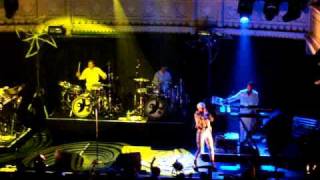 Robyn - Cry When You Get Older (live in Amsterdam 2010)
