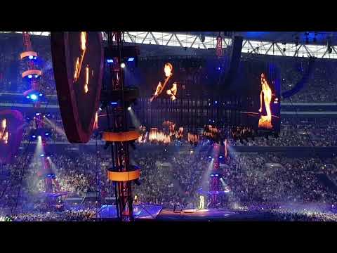 BURNA BOY PERFORMING HIS NEW UNRELEASED SONG 'FOR MY HAND' FEAT ED SHEERAN - LIVE AT WEMBLEY!!!