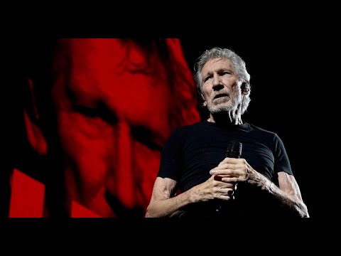 Roger Waters Live in Bologna “RESTIAMO UMANI” speech