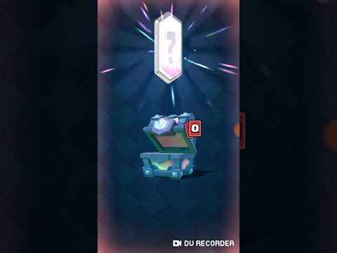 Opening legendary chest CR(free to play).