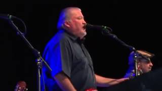 "Gates Of Gold"...  Los Lobos @ Bethel Woods