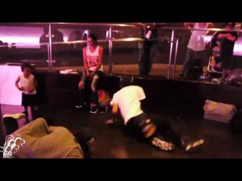 #Stepback with Les Twins, Majid, & Lam | Cypher at FSS15 Top Status | #SXSTV