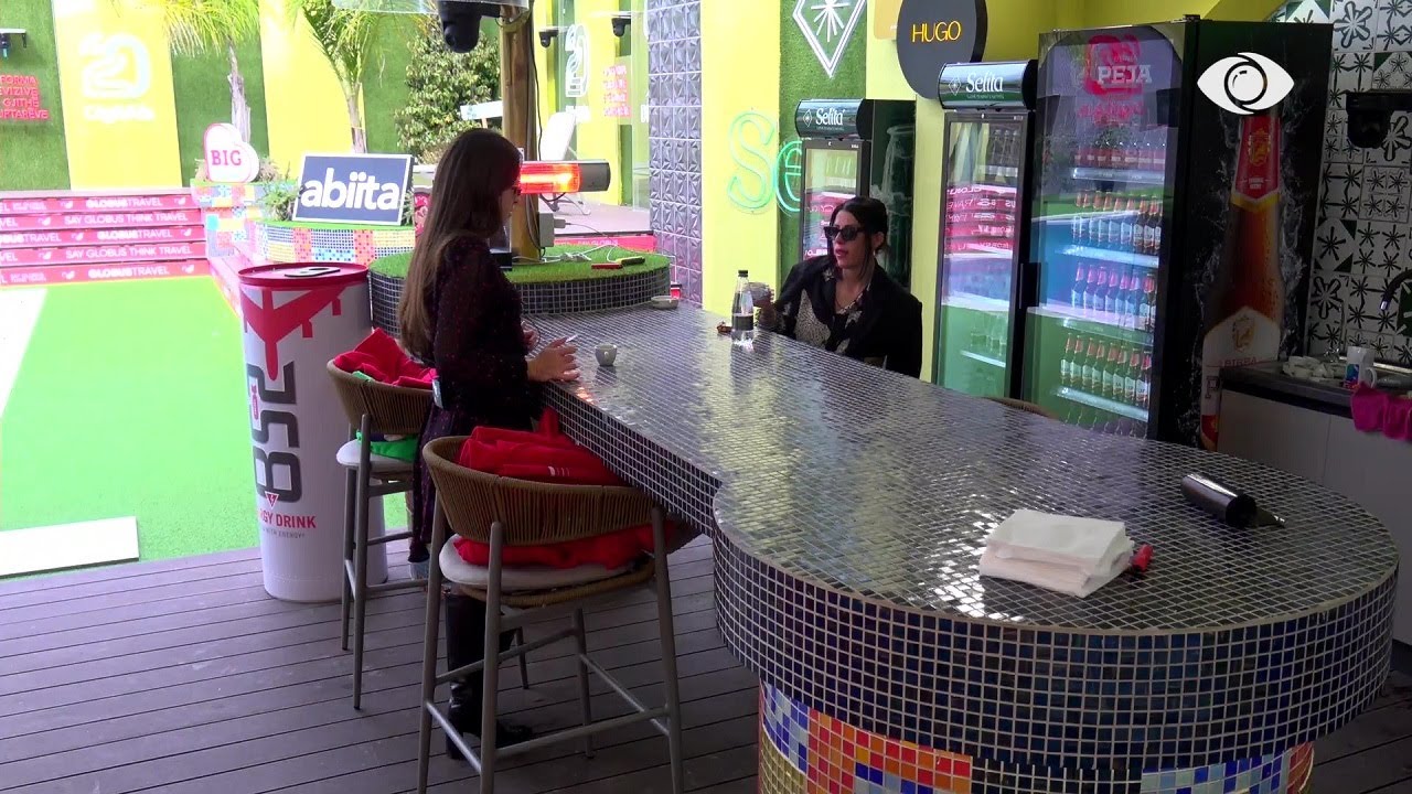 “Nuk ka të drejtë askush të komentojë…”/ Françeska e prekur me komentin e Eglës