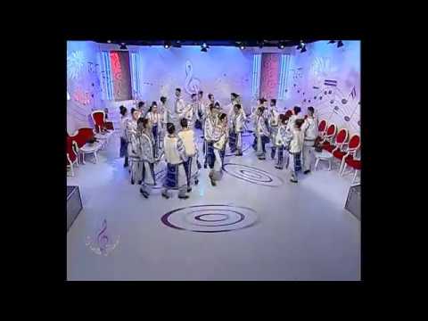 ANSAMBLUL FOLCLORIC ''ROSEŢI'' COMUNA ROSEŢI JUD. CĂLĂRAŞI (Familia Favorit)