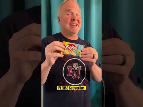 Lemon Kit Kat #shorts #youtubeshorts #lemon #shortsfeed #kitkat #fun #funnyshorts #subscribe #candy
