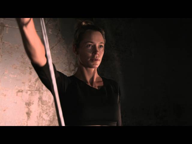 Video Teaser für Reebok Women's Training Bands