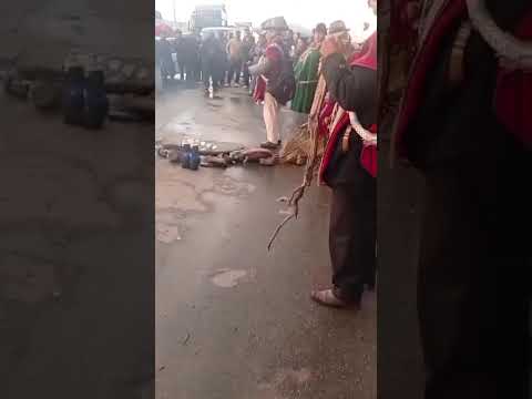 Bloqueo en el municipio de Laja-LaPaz contra el Decreto5503#bolivia #nacional #lapaz
