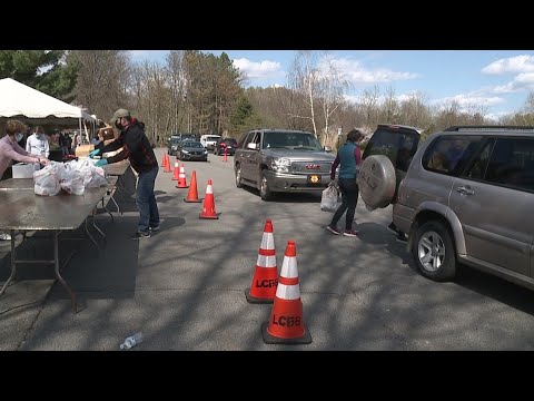 Scranton food giveaway feeds more than 1,000 people