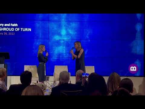 Easter Hallelujah - Cassandra & sister Callahan (in Washington, DC)