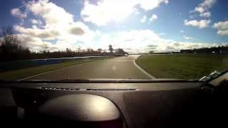 preview picture of video 'Clio 3 RS sur la piste de Dreux'