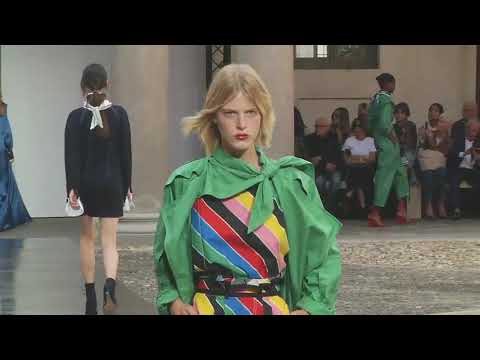 Philosophy di Lorenzo Serafini Milan Woman SS 2018