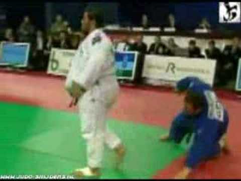 Judo Minsk 2007 Gujejiani (GEO) - Bonvoisin (FRA)