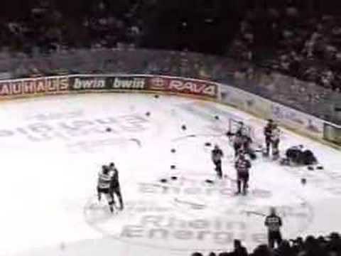 Schägerei Kölner Haie vs. ERC Ingolstadt