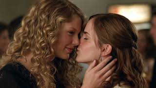 Taylor Swift and Emma Watson Kiss 💋 