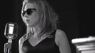 Diana Krall Lonely Avenue Lyrics