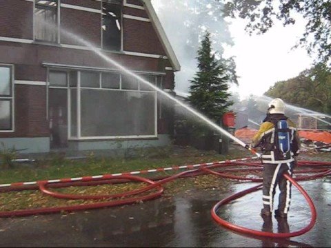 Brand verwoest café Schepers Lochuizen