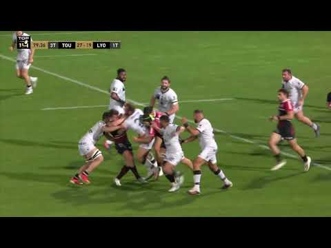 TOP 14 - J21: Antoine Dupont s'extirpe de deux plaquages