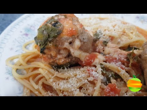 Cómo hacer ALBONDIGAS en SALSA de TOMATE con Pasta de Espagueti