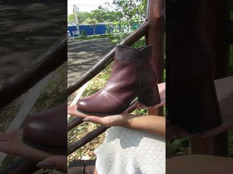 Bota Iris Cano Baixo Couro Legítimo