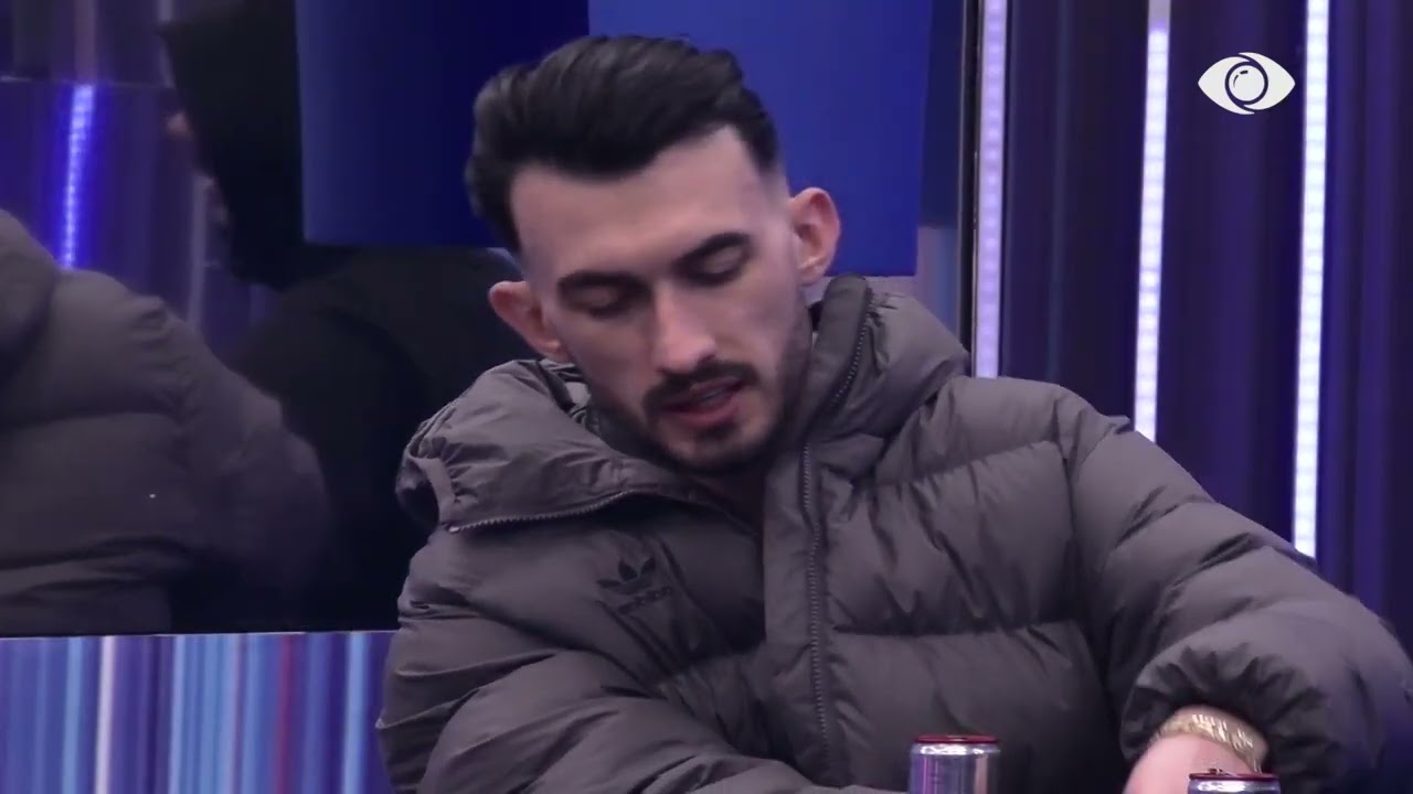 “Vodhe xhupin e Stenaldos, e kupton çfarë turpi?”/ Vijon diskutimi Kristi-Keijsi