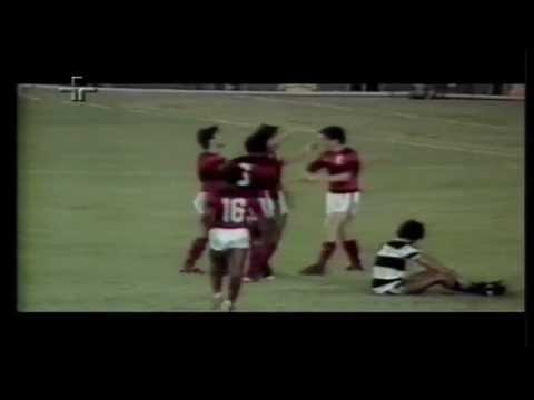 Reveja os Melhores Gols do Grande e Carismático Zico!