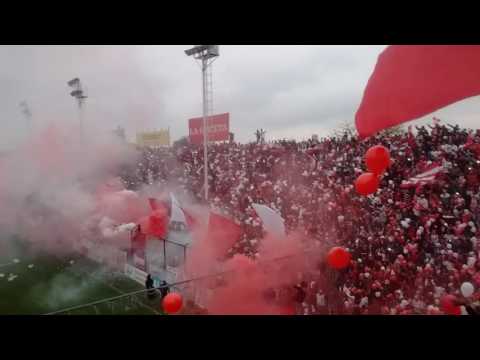 "Hinchada de San Martin de Tucuman - 07/05/2016" Barra: La Banda del Camion • Club: San Martín de Tucumán • País: Argentina