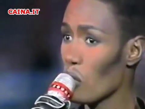Grace Jones: Still Life (Spalle al Muro) - Sanremo 1991
