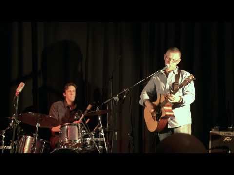 MUSIC VIDEO: Andy Grant Trio - 'Prioritise'