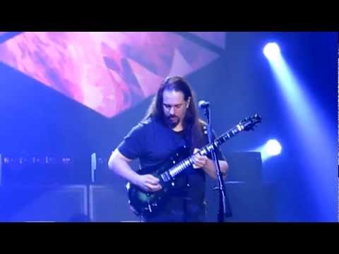 John Petrucci - Breaking All Illusions solo - Lisbon 2012 (HD)