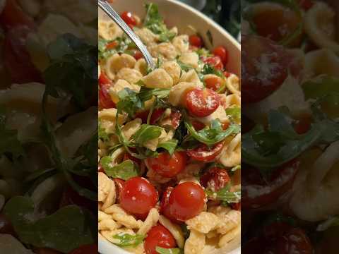 No-Cook Tomato Sauce: The Sicilian Summer Pasta That Requires Zero Heat