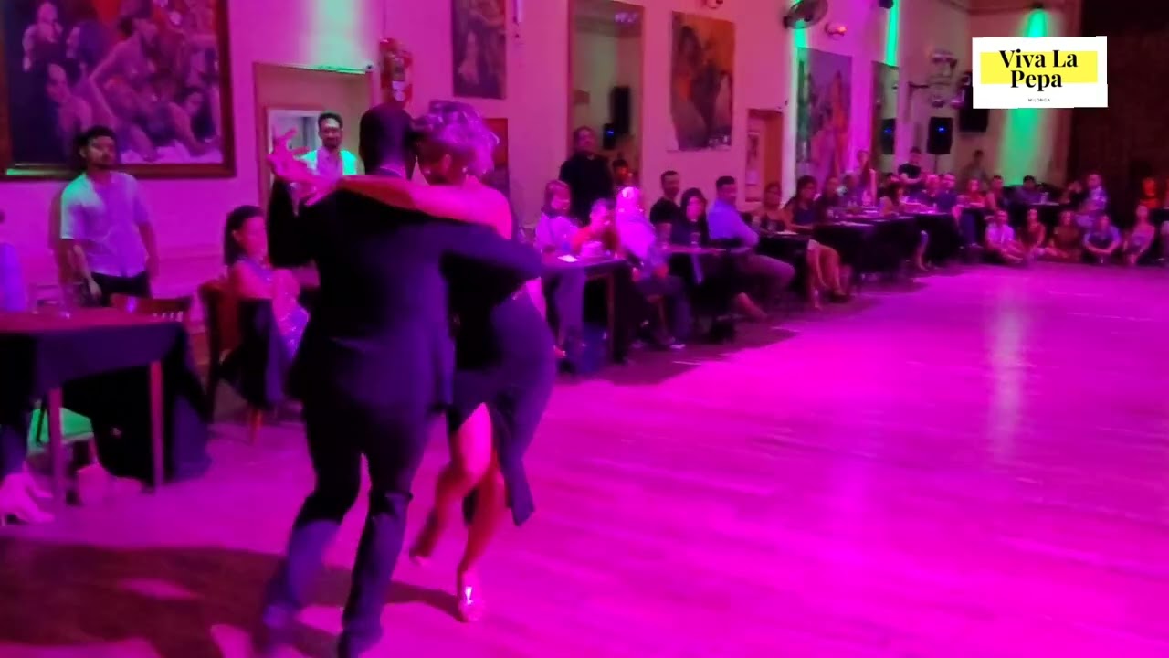 Video thumbnail for MAJO MARTIRENA Y PABLO RODRIGUEZ en Viva La Pepa Milonga (3/3)