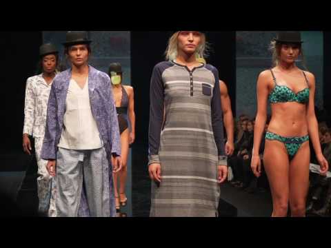 Fashion Show "ARTIST'S STUDIO" FW17 Salon International de la Lingerie