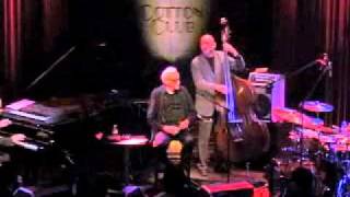 Toots Thielemans performing The Dragon in Tokyo
