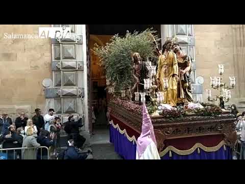 Procesión de la Seráfica Hermandad de Nazarenos del Santísimo Cristo de la Agonía en Salamanca