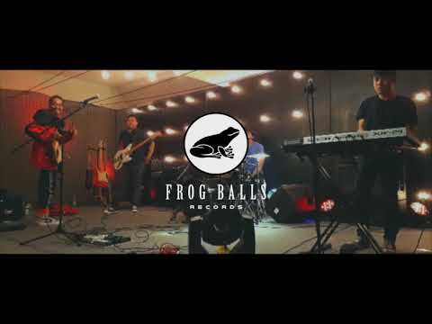 Giffarie Ownie Live at in the light fest