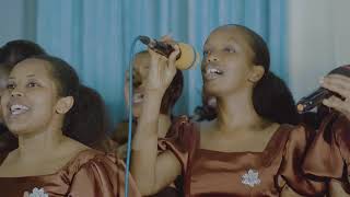 Download lagu Blossom Singers ~ RANGURURA MEDLEY BY SDA CHOIRS mp3 Download lagu Blossom Singers ~ RANGURURA MEDLEY BY SDA CHOIRS mp3