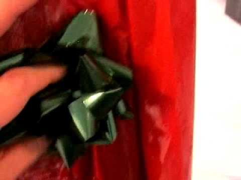 Holiday : Christmas Wrap 2006 {Crappy Gift Wrapping Techniques}