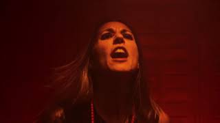 Female fronted rock trio Tarah Who? delivers brutal artistry in “Numb Killer“ music video