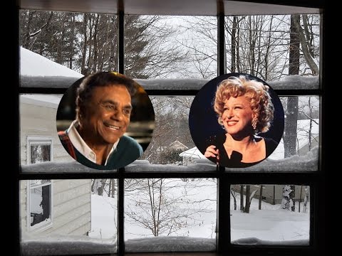 Videoclip de Winter Wonderland / Let It Snow! Let It Snow! Let It Snow! (with Johnny Mathis) — Bette Midler