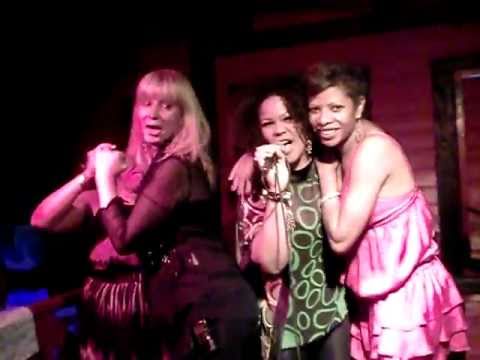 JOEL DOEKA  Milão   base da swingueira PUERTO ALEGRE COM ALINE ANA FLORA LUNA FIORE