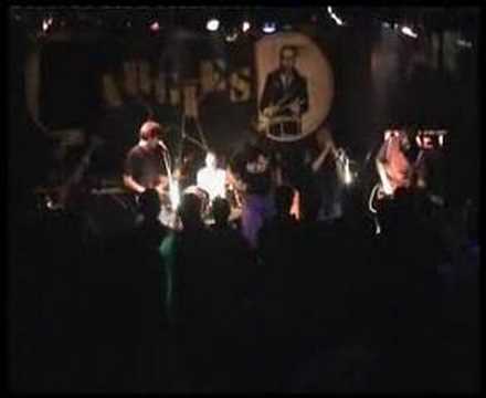 Redskadrila - Adelante Comandante (live)