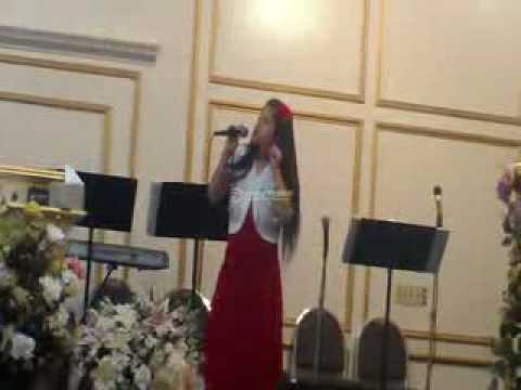 Amy Nieves ~ Singing in Texas