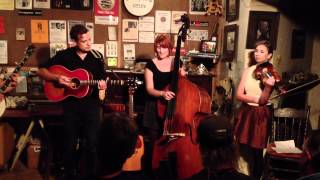 Vanessa McGowan Band @ The Bunker, Devonport (clip 1)