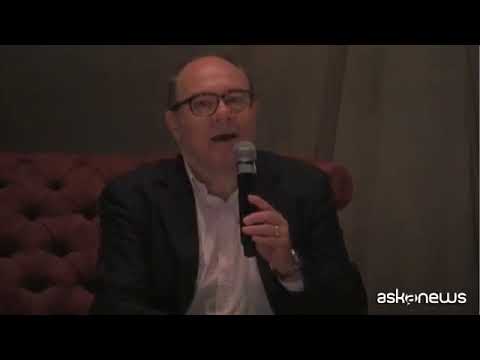 Entriamo nella villa di Alberto Sordi - La Vita in Diretta 15/06/2017