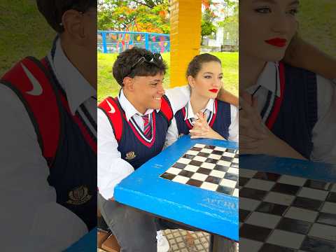 Ele descobriu que a filha da professora é apaixonada nele 😳😍 #shorts #popteen