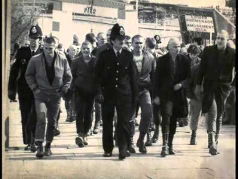 Cock & The Woodpeckers - I Fall In Love Everyday