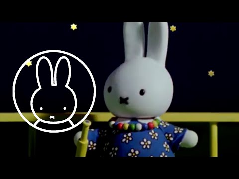 download lagu mp3 mp4 Nijntje Jarig, download lagu Nijntje Jarig gratis, unduh video klip Nijntje Jarig